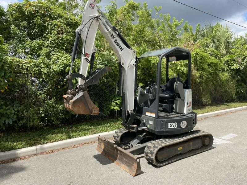 BOBCAT E26, 2,5T + 3 GODETS
