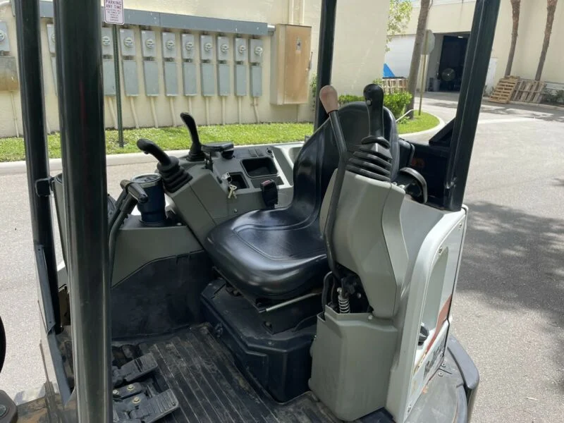 BOBCAT E26, 2,5T + 3 GODETS – Image 10