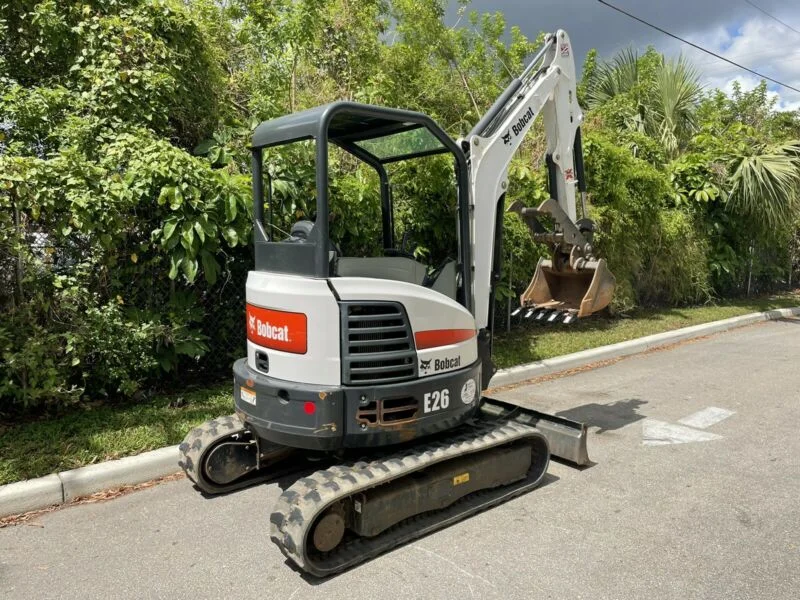 BOBCAT E26, 2,5T + 3 GODETS – Image 6