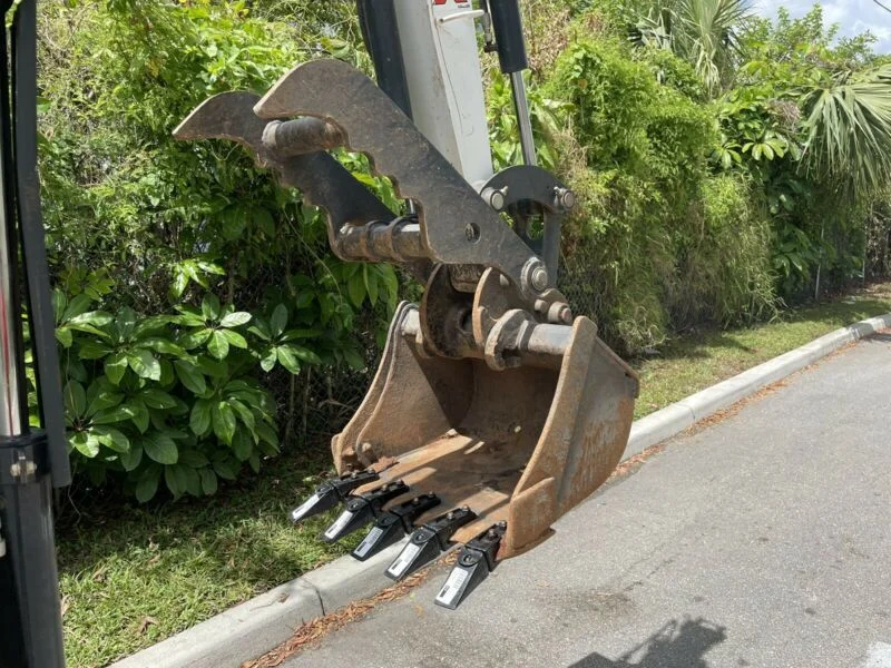 BOBCAT E26, 2,5T + 3 GODETS – Image 8